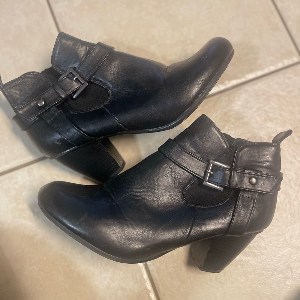 Que Black Ankle Boots with Buckle Detail